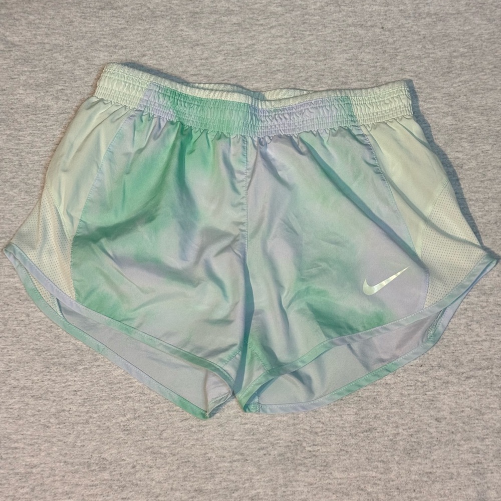 Nike Women's Dri-FIT Running Shorts 💚 Size Small